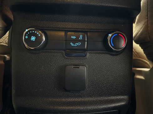 Used 2017 Ford Explorer FWD image 30