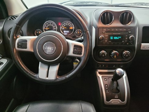 Used 2015 Jeep Compass Latitude w/ Sun/Sound Group image 22