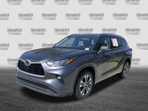 Used 2020 Toyota Highlander XLE image 5