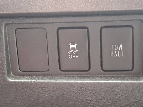 Used 2015 Toyota Tundra SR5 w/ SR5 Upgrade Package image 26