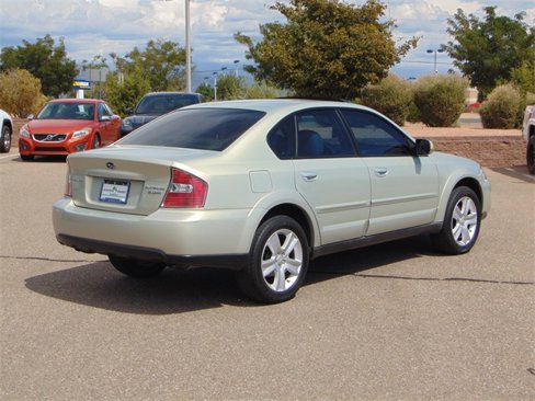 Used 2005 Subaru Outback 3.0R image 4
