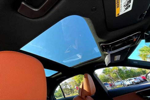 Used 2023 Mercedes-Benz C 300 Sedan image 13
