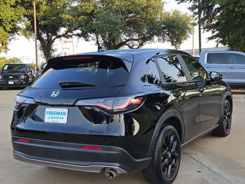 Certified 2023 Honda HR-V Sport image 5