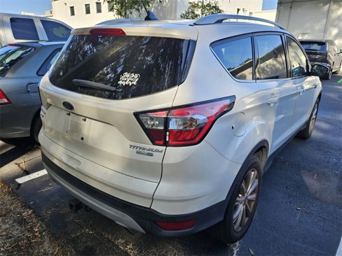 Used 2018 Ford Escape Titanium image 4