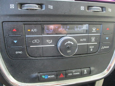 Used 2011 Dodge Grand Caravan Crew w/ Entertainment Group 1 image 29