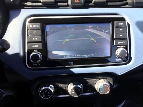 Used 2023 Nissan Versa SV image 10