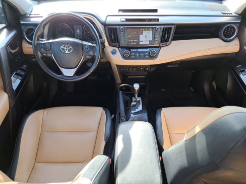 Used 2016 Toyota RAV4 Limited image 11