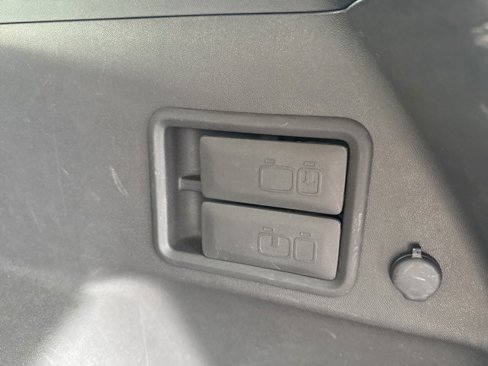 Used 2019 Chevrolet Equinox LT image 31