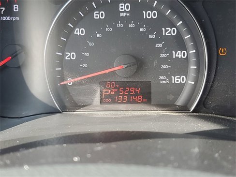 Used 2015 Kia Sorento LX image 12