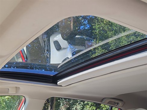 Used 2017 Toyota RAV4 XLE image 15