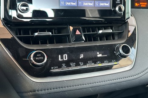 Certified 2020 Toyota Corolla SE image 22