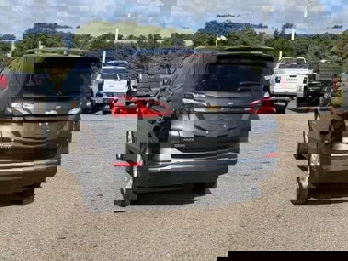 Used 2020 Chevrolet Equinox LT image 6