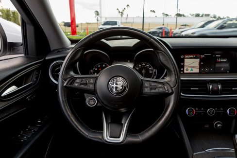 Used 2021 Alfa Romeo Stelvio Ti w/ Nero Edizione image 29