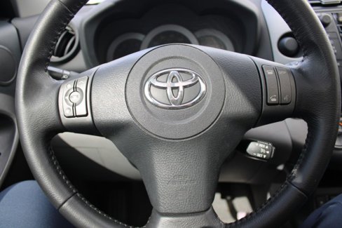 Used 2010 Toyota RAV4 Limited image 20