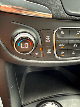 Used 2019 Chevrolet Equinox LT image 14