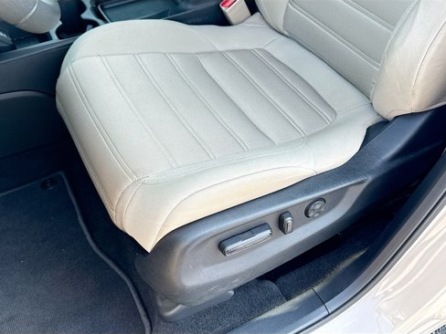 Used 2018 Honda CR-V EX image 19