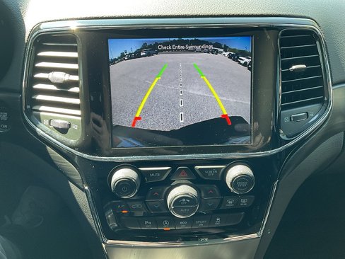 Used 2021 Jeep Grand Cherokee Laredo X image 59