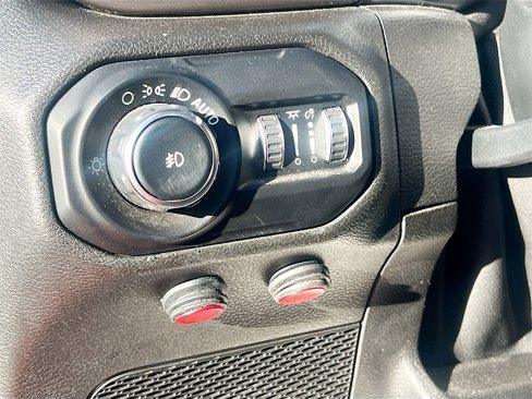 Used 2018 Jeep Wrangler Unlimited Sport S image 10