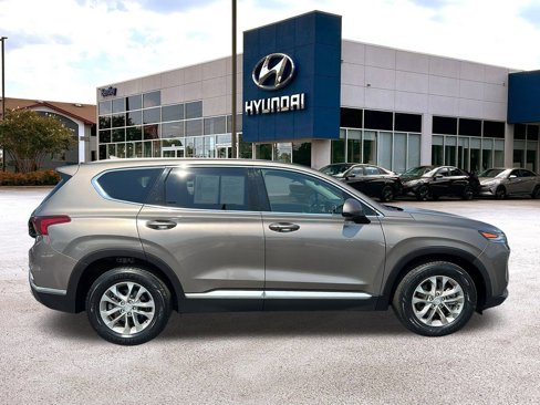 Used 2019 Hyundai Santa Fe SEL image 6