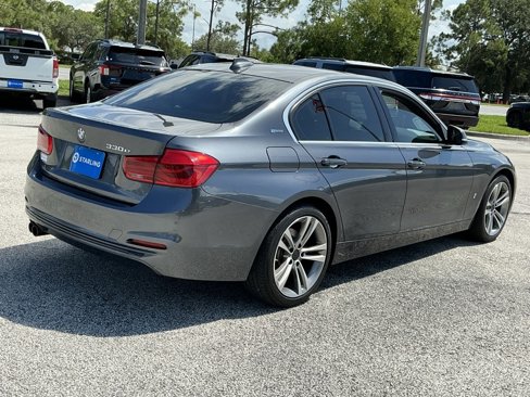 Used 2018 BMW 330e image 9