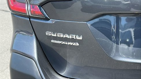 Used 2021 Subaru Outback Limited image 12