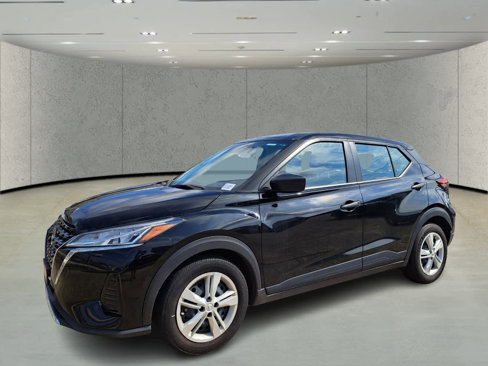 Used 2024 Nissan Kicks S image 1
