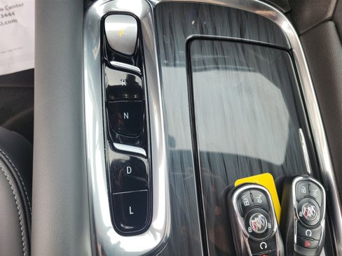 Used 2023 Buick Enclave Premium image 43