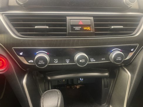 Used 2019 Honda Accord EX image 22