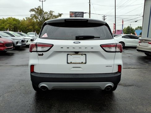 Used 2022 Ford Escape S image 4
