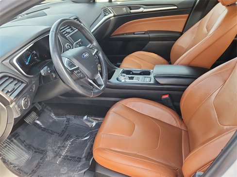 Used 2020 Ford Fusion Titanium image 7