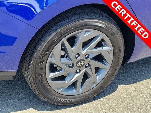 Used 2024 Hyundai Elantra SEL image 19