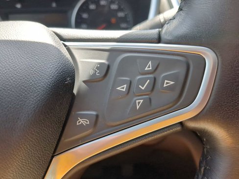 Used 2022 Chevrolet Equinox Premier image 17