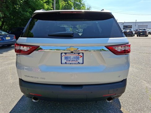 Used 2020 Chevrolet Traverse LT image 23