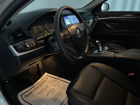 Used 2011 BMW 535i xDrive Sedan image 24