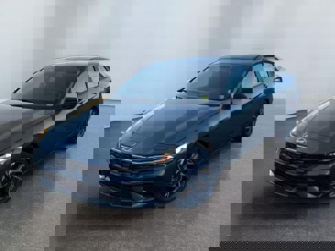 New 2025 Hyundai Elantra Sport image 1