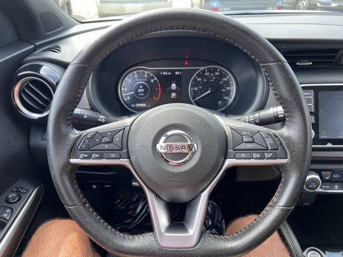 Used 2019 Nissan Kicks SR image 14