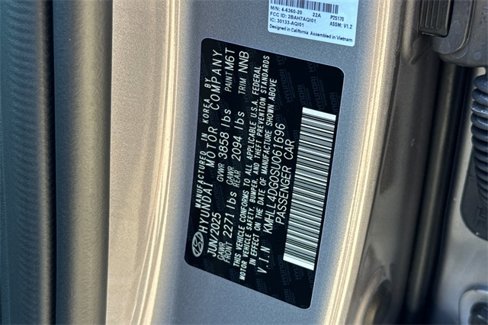 New 2025 Hyundai Elantra SE image 20