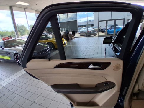 Used 2014 Mercedes-Benz ML 350 4MATIC image 20