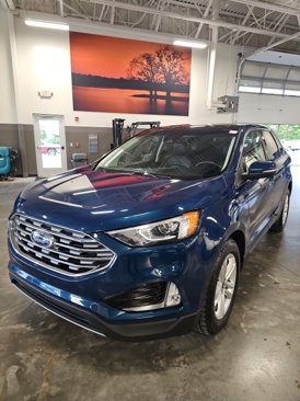 Used 2020 Ford Edge SEL w/ Convenience Package image 2