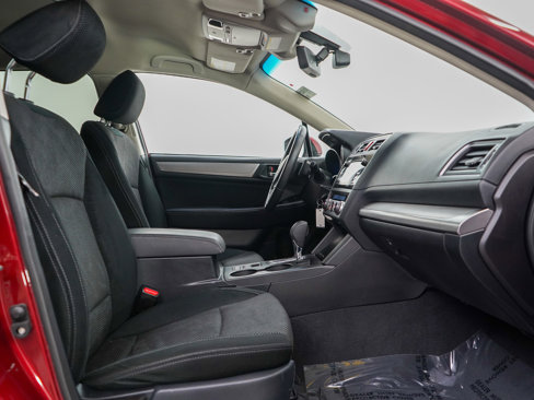 Used 2017 Subaru Outback 2.5i Premium image 10