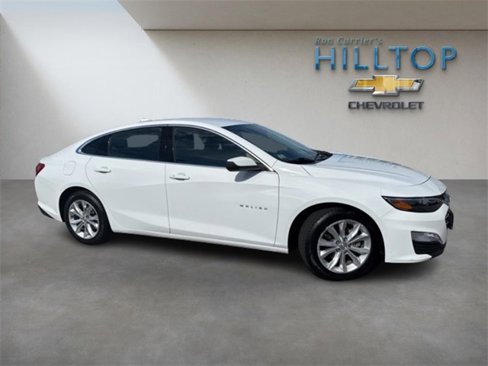 Used 2022 Chevrolet Malibu LT image 2