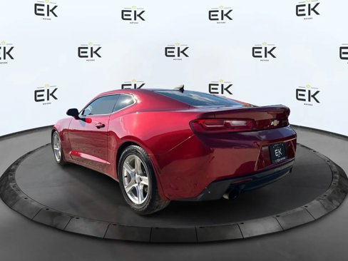 Used 2017 Chevrolet Camaro LT image 5