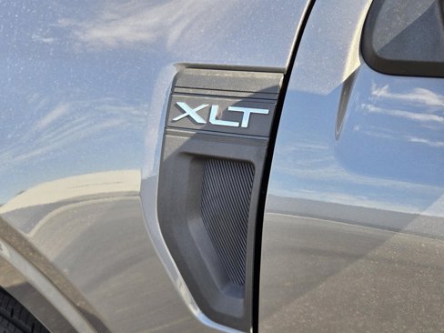 Used 2022 Ford Maverick XLT image 29