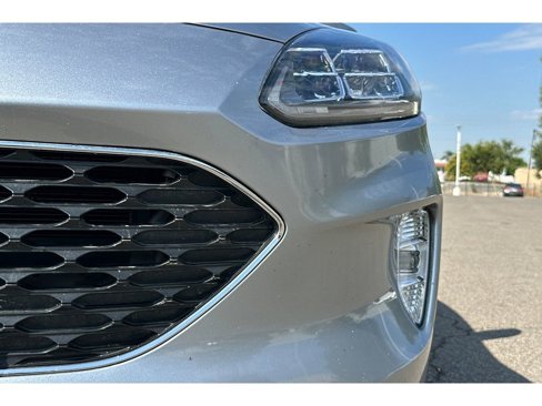 Used 2021 Ford Escape Titanium image 17