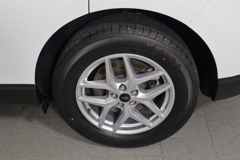 Used 2024 Ford Edge SEL image 11