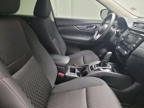 Used 2019 Nissan Rogue SV image 21