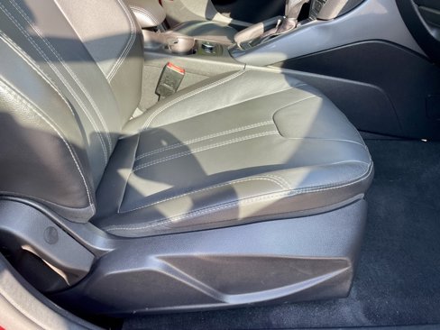 Used 2014 Ford Focus Titanium image 11