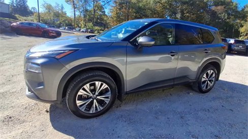 Used 2021 Nissan Rogue SV image 4
