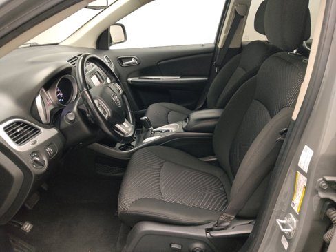 Used 2020 Dodge Journey SE w/ SE Popular Equipment Group image 18