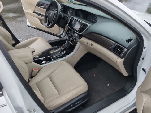 Used 2017 Honda Accord EX-L image 15
